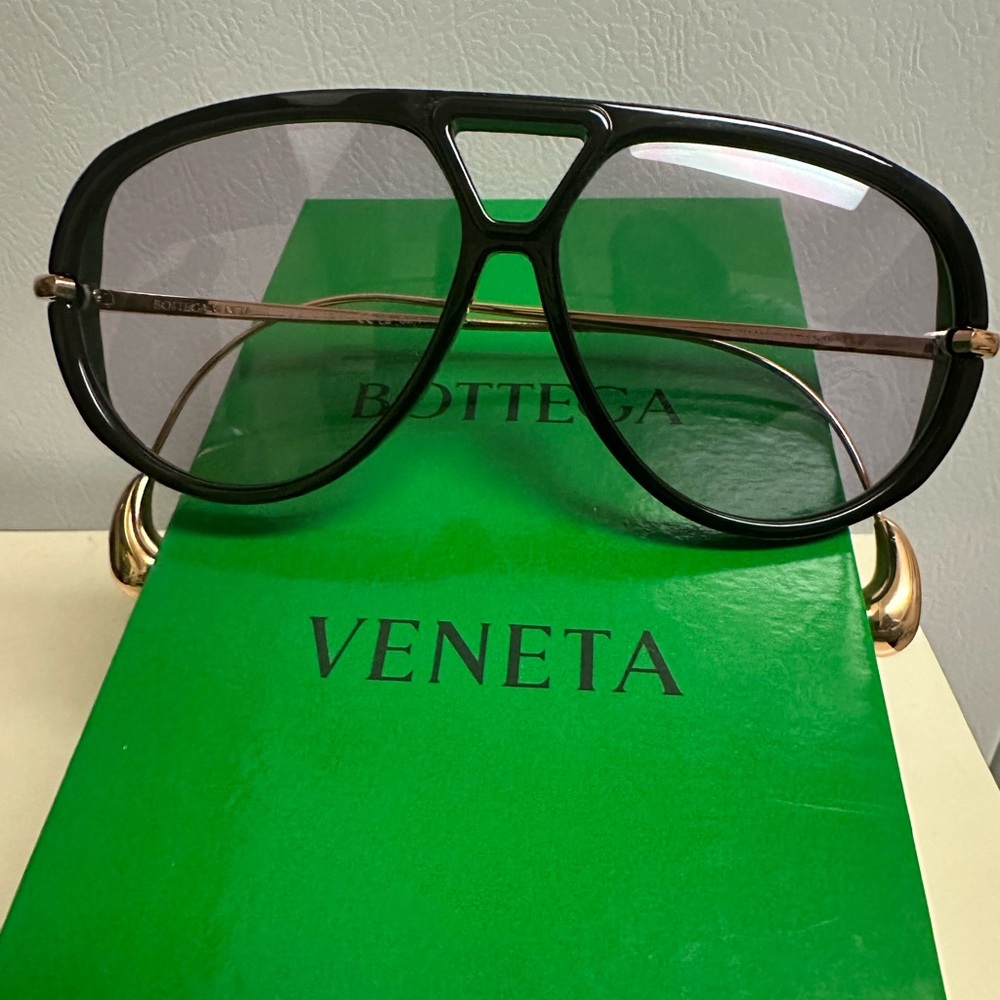 Bottega Veneta Black and Purple Aviator Sunglasses